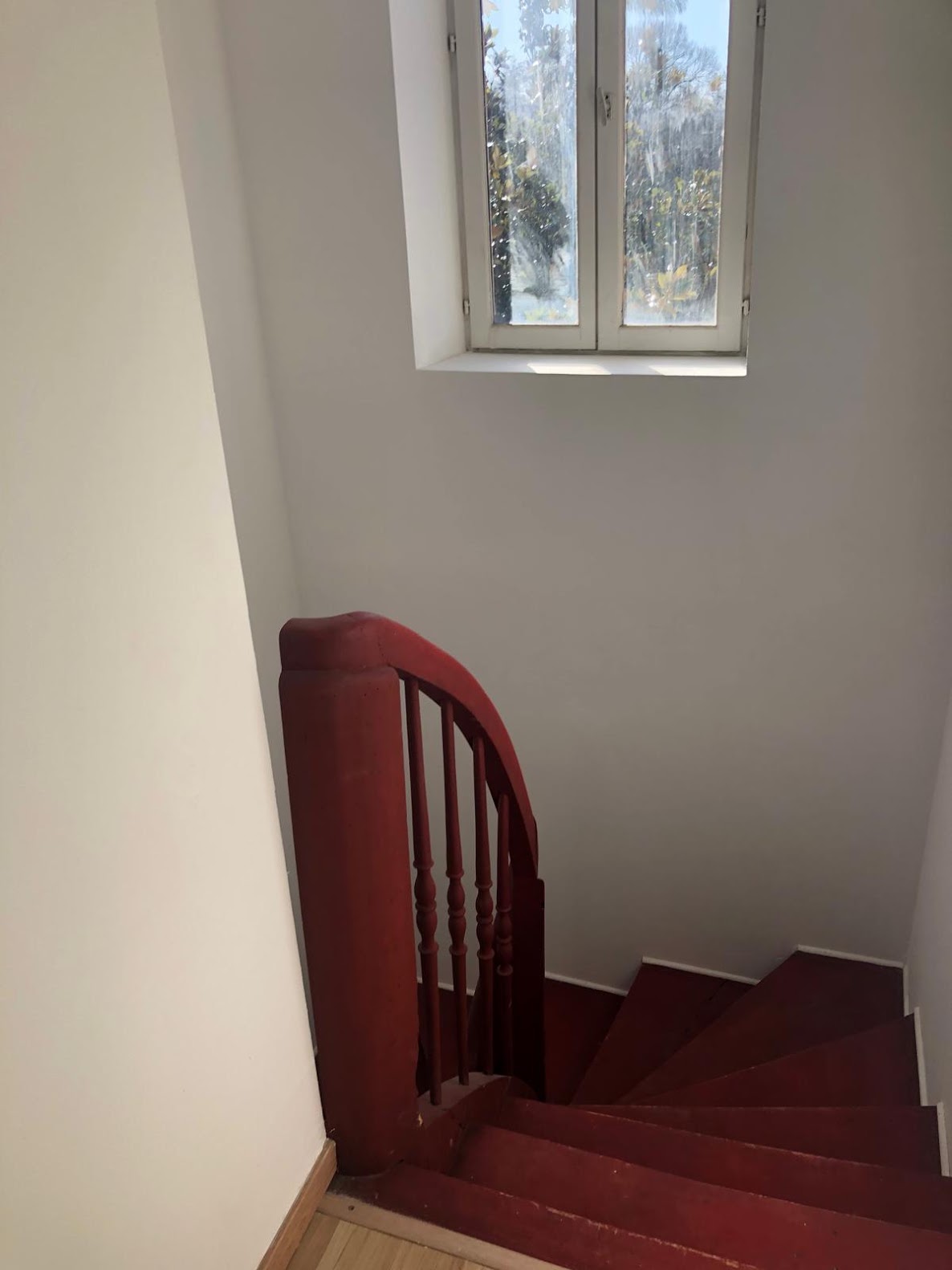 Remise en peinture d'une cage d'escalier